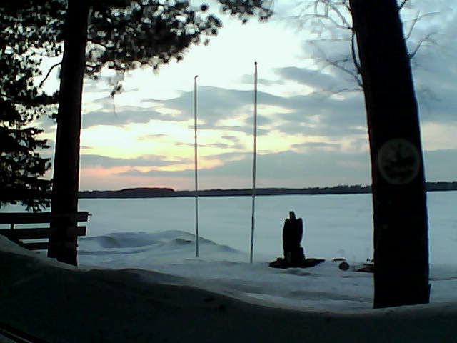 Whiteface Cam Image - Sun, 04/06/2014 7:48pm 