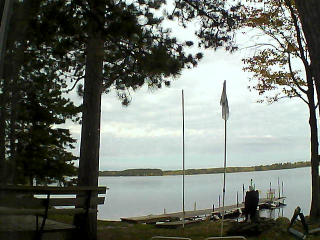 Whiteface Cam Image - Sun, 10/02/2016 7:00am 