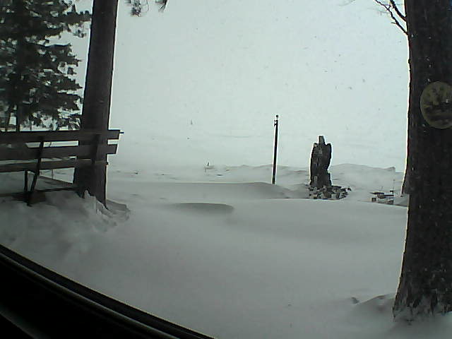 Whiteface Cam Image - Sun, 04/15/2018 5:07pm 