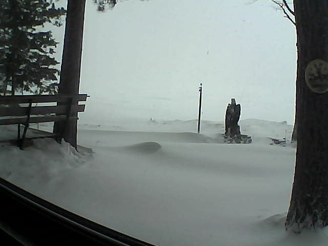 Whiteface Cam Image - Sun, 04/15/2018 6:07pm 